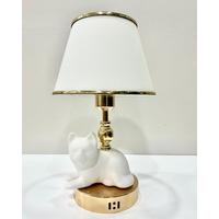 Oturan Kedi Çini  Bisküvi Gold Renk Duy Aparatlı Abajur (Şapkalı 42 cm) 